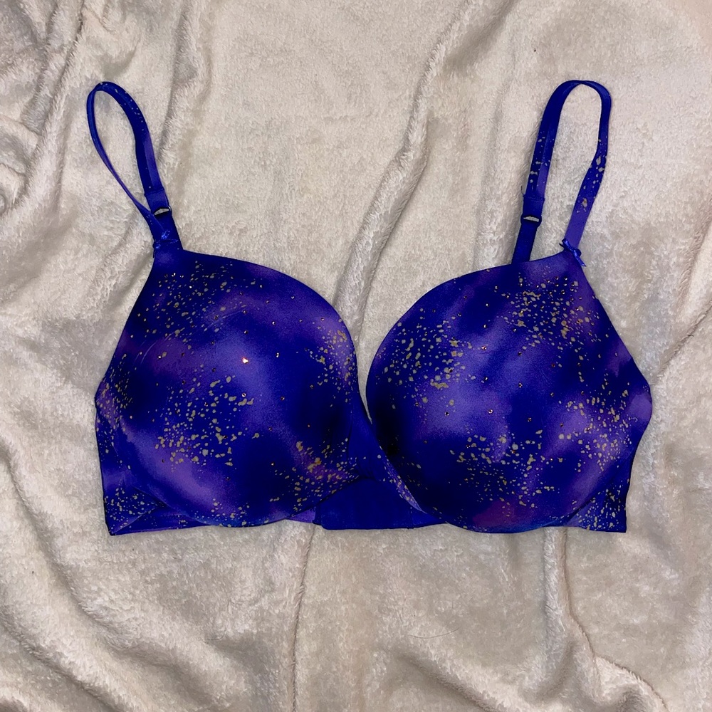 Super Soft Victoria’s Secret Plunge Bra 36D